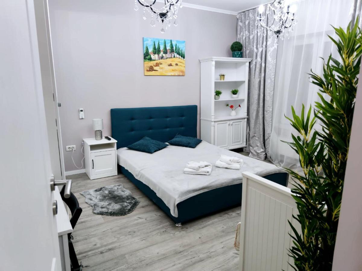 Chic Studio Old City Center - Ivo19 Bukarest Exteriör bild