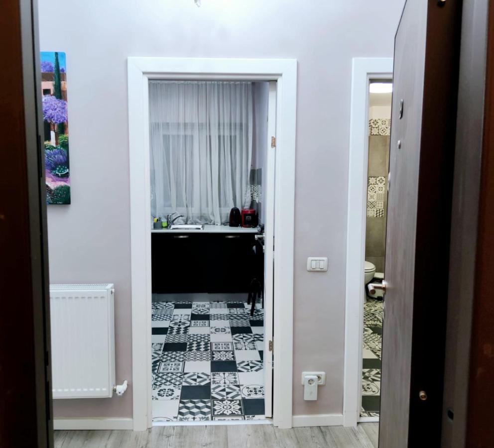 Chic Studio Old City Center - Ivo19 Bukarest Exteriör bild
