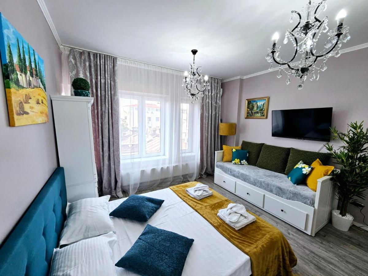 Chic Studio Old City Center - Ivo19 Bukarest Exteriör bild