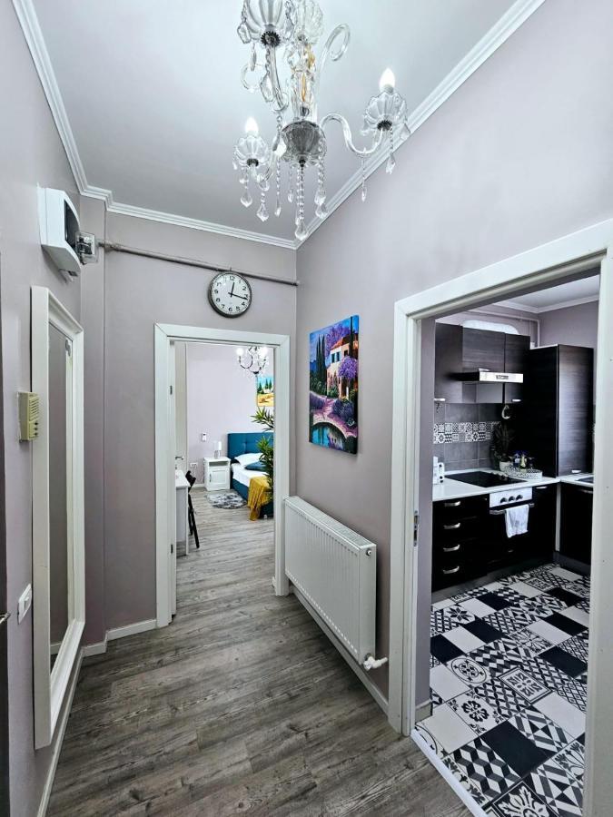 Chic Studio Old City Center - Ivo19 Bukarest Exteriör bild