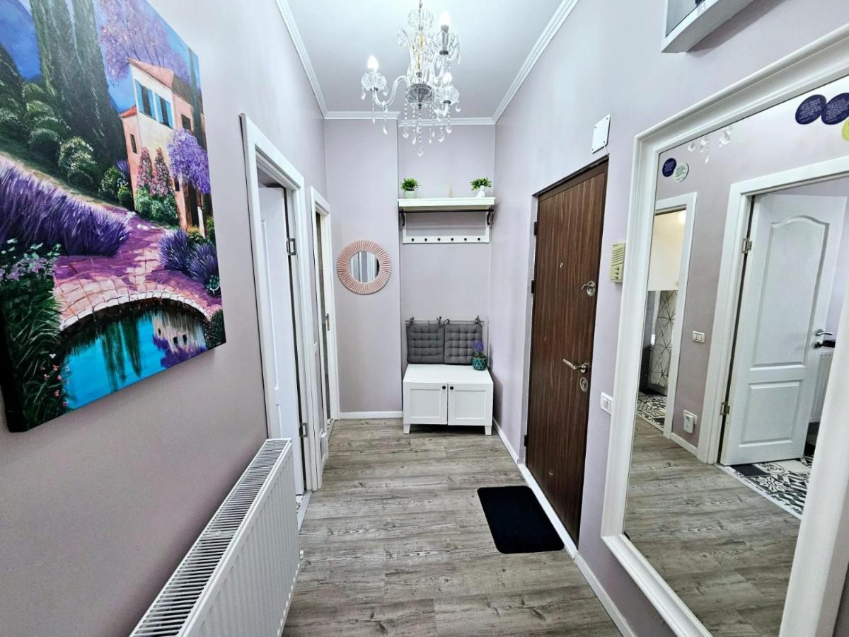 Chic Studio Old City Center - Ivo19 Bukarest Exteriör bild