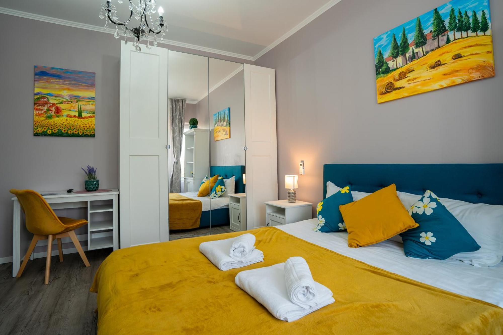 Chic Studio Old City Center - Ivo19 Bukarest Exteriör bild