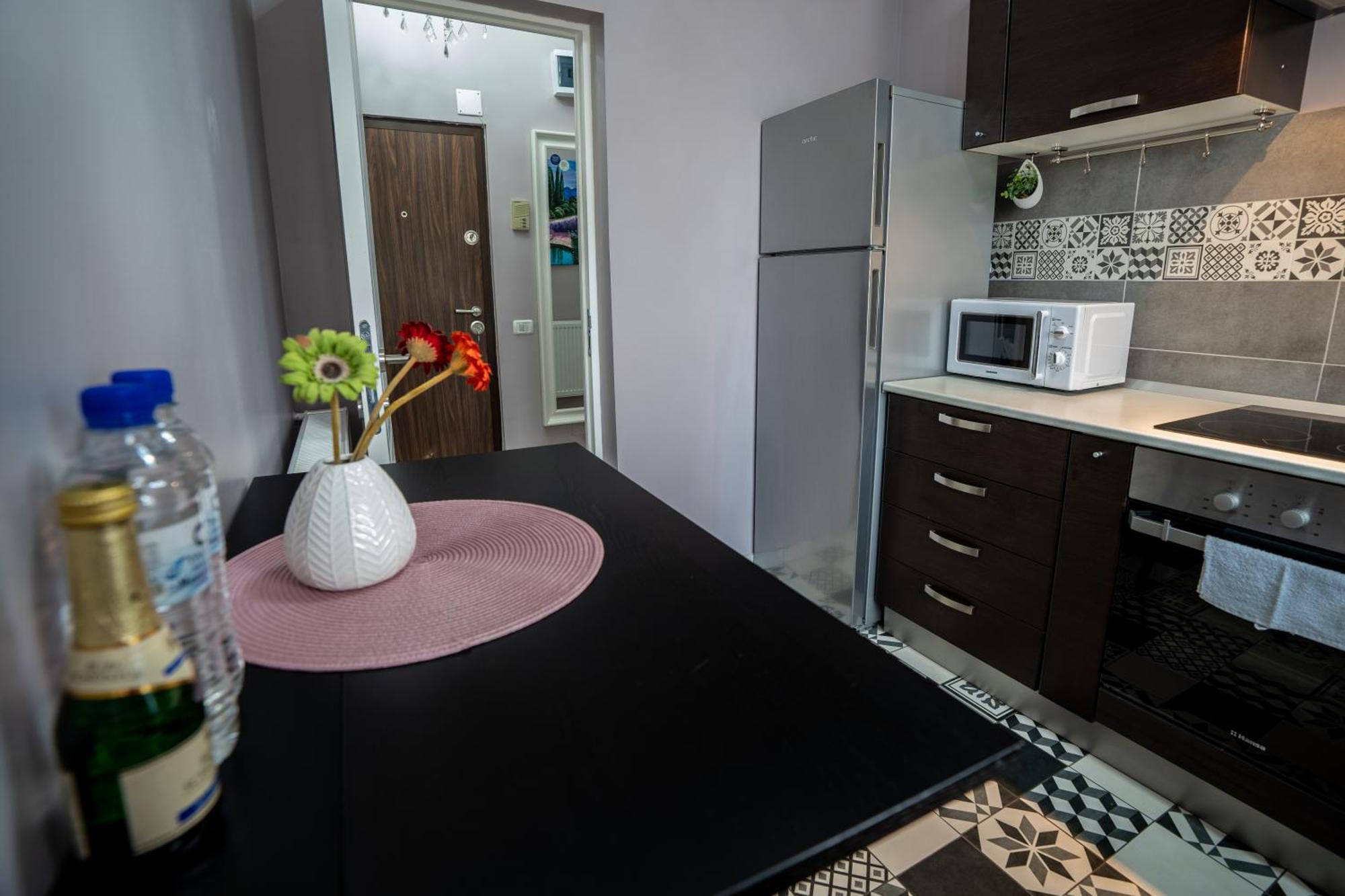 Chic Studio Old City Center - Ivo19 Bukarest Exteriör bild