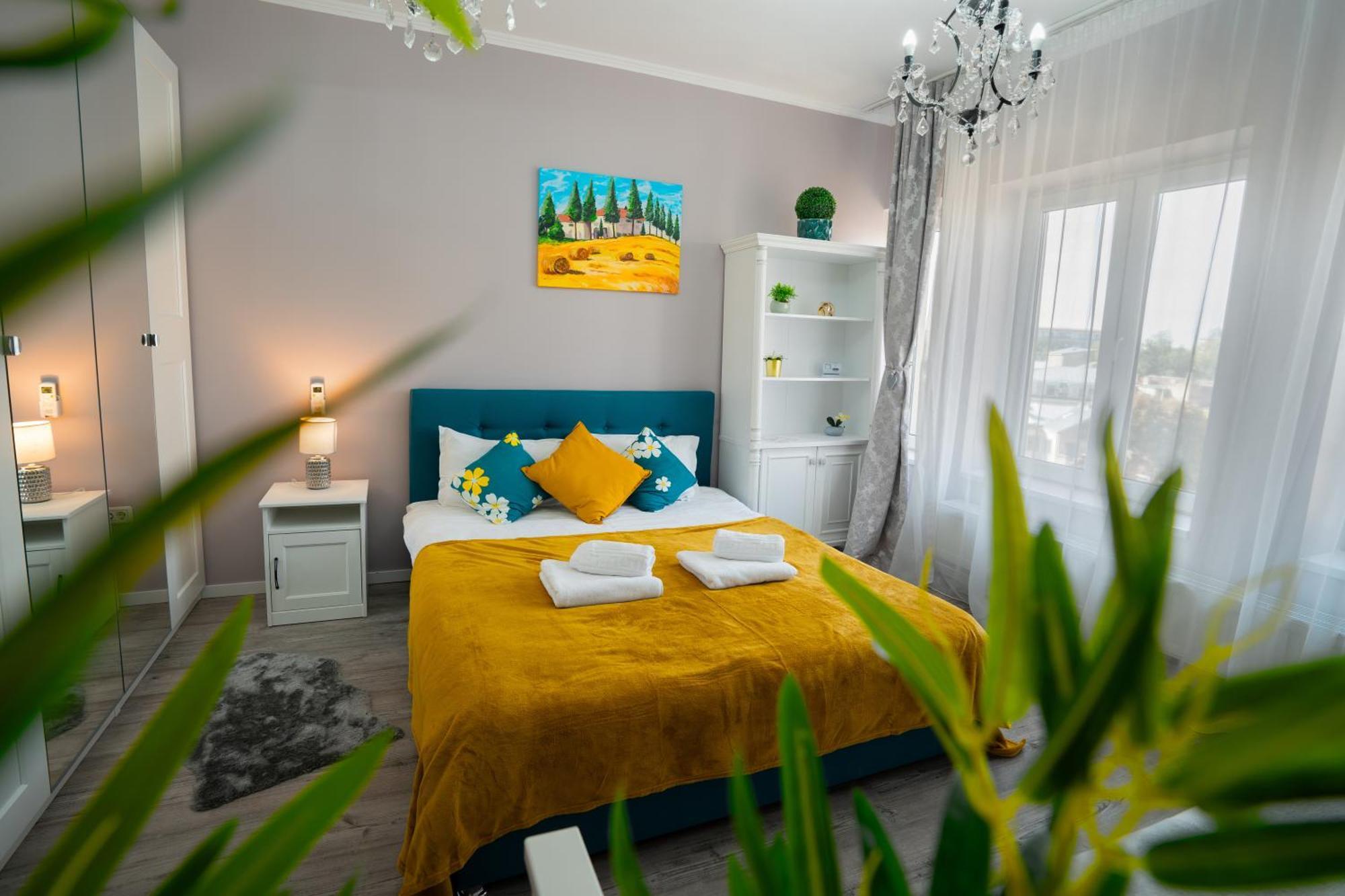 Chic Studio Old City Center - Ivo19 Bukarest Exteriör bild